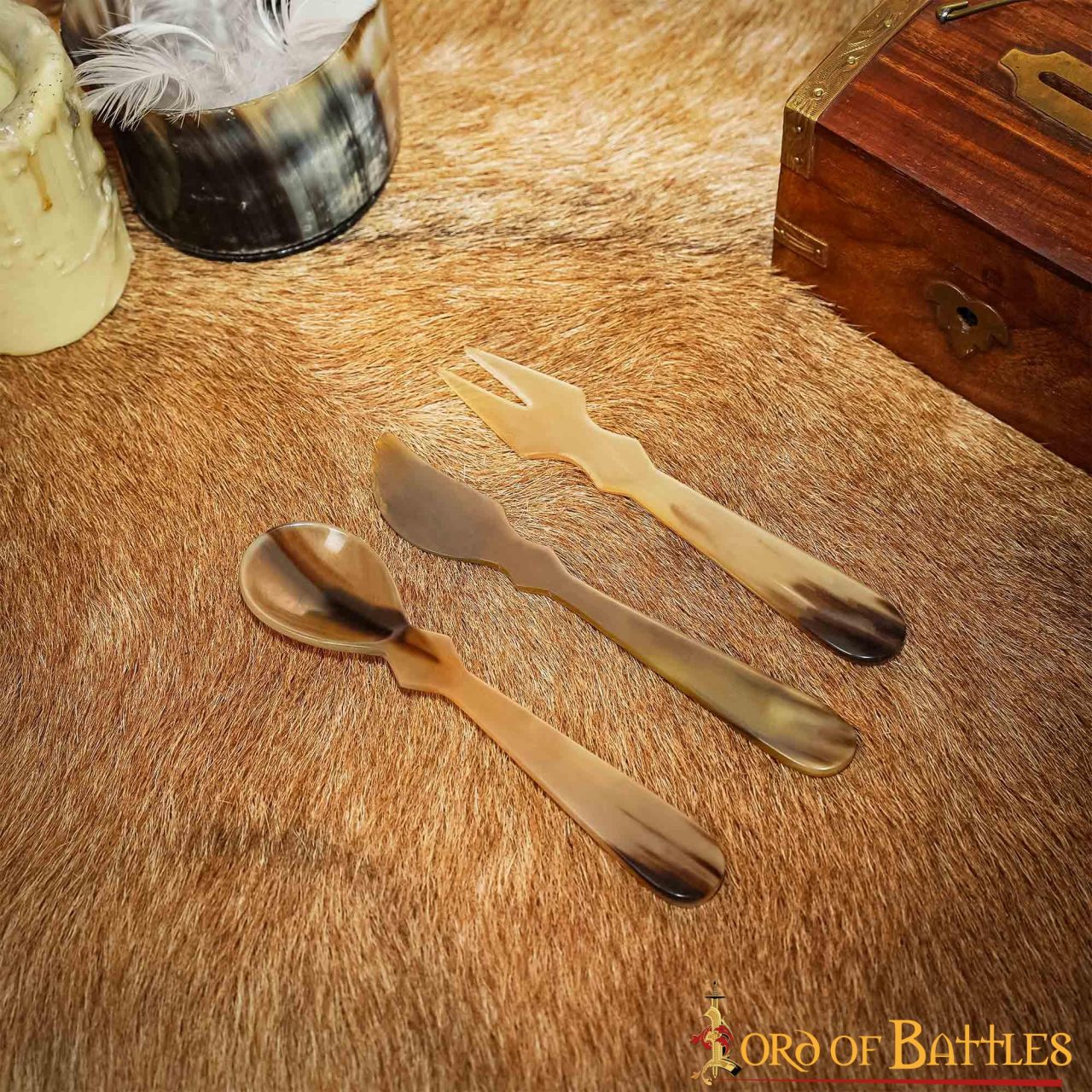 Imagen única de: Juego de Cubiertos Medievales de Cuerno - Cuchara, Tenedor y Cuchillo Tallados a Mano