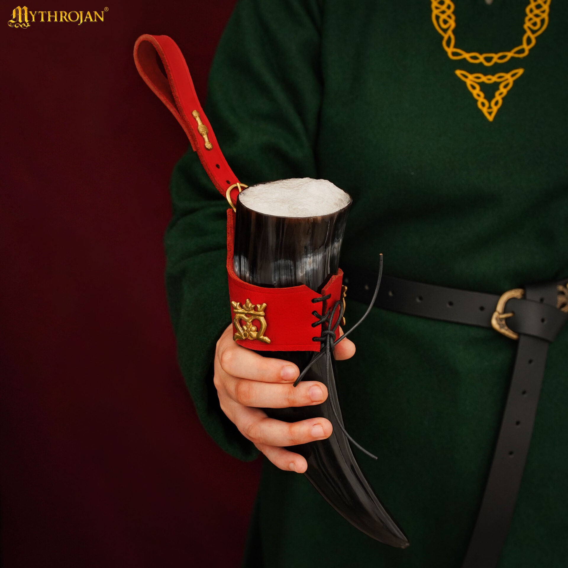 Imagen única de: Mythrojan The Elegant Lady 250 Ml Cuerno Vikingo para Beber con Soporte de Cuero Rojo