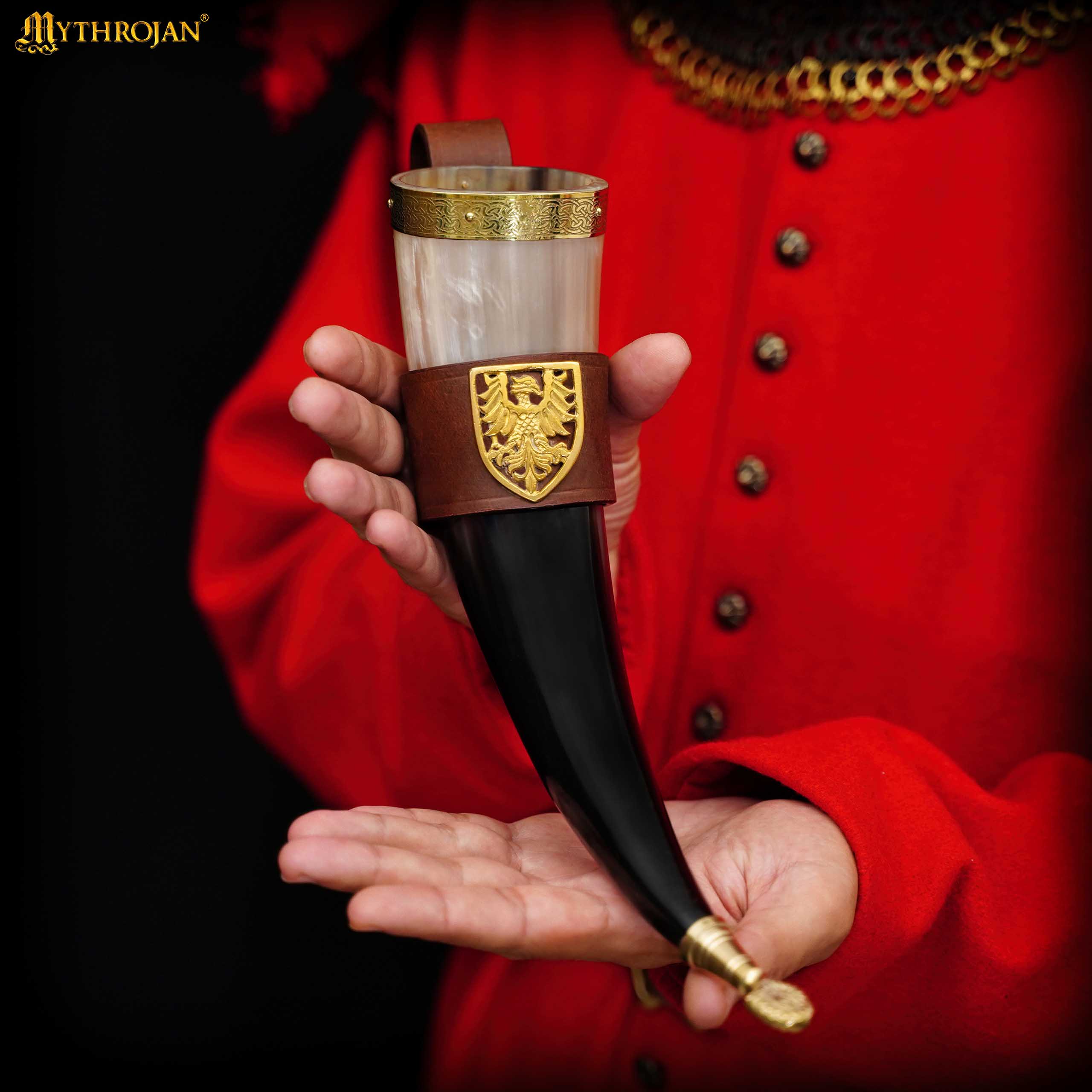 Imagen única de: Mythrojan The Tournament Champion - Viking Drinking Horn 350 Ml With Brown Leather Holder Authentic Medieval Inspired Viking Wine/mead Mug - Polished Finish