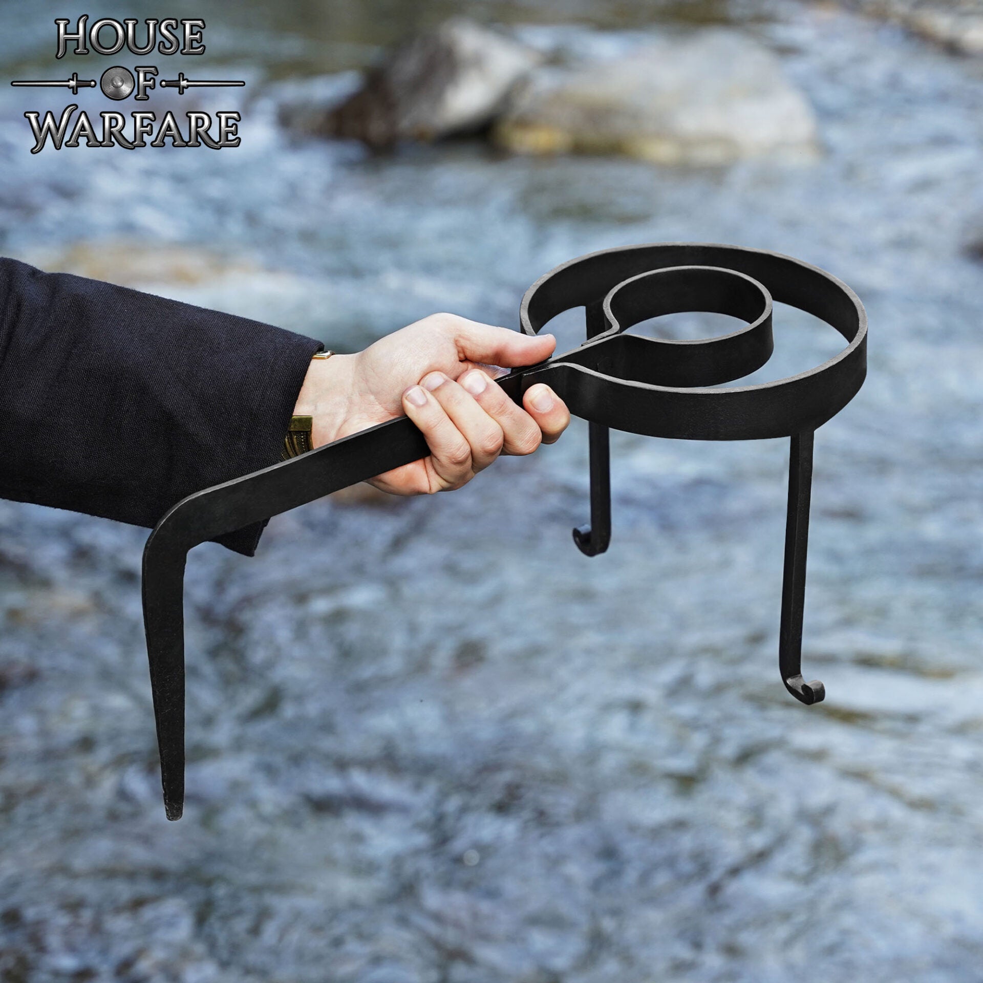 Imagen única de: Trípode Medieval de Cocina Forjado a Mano