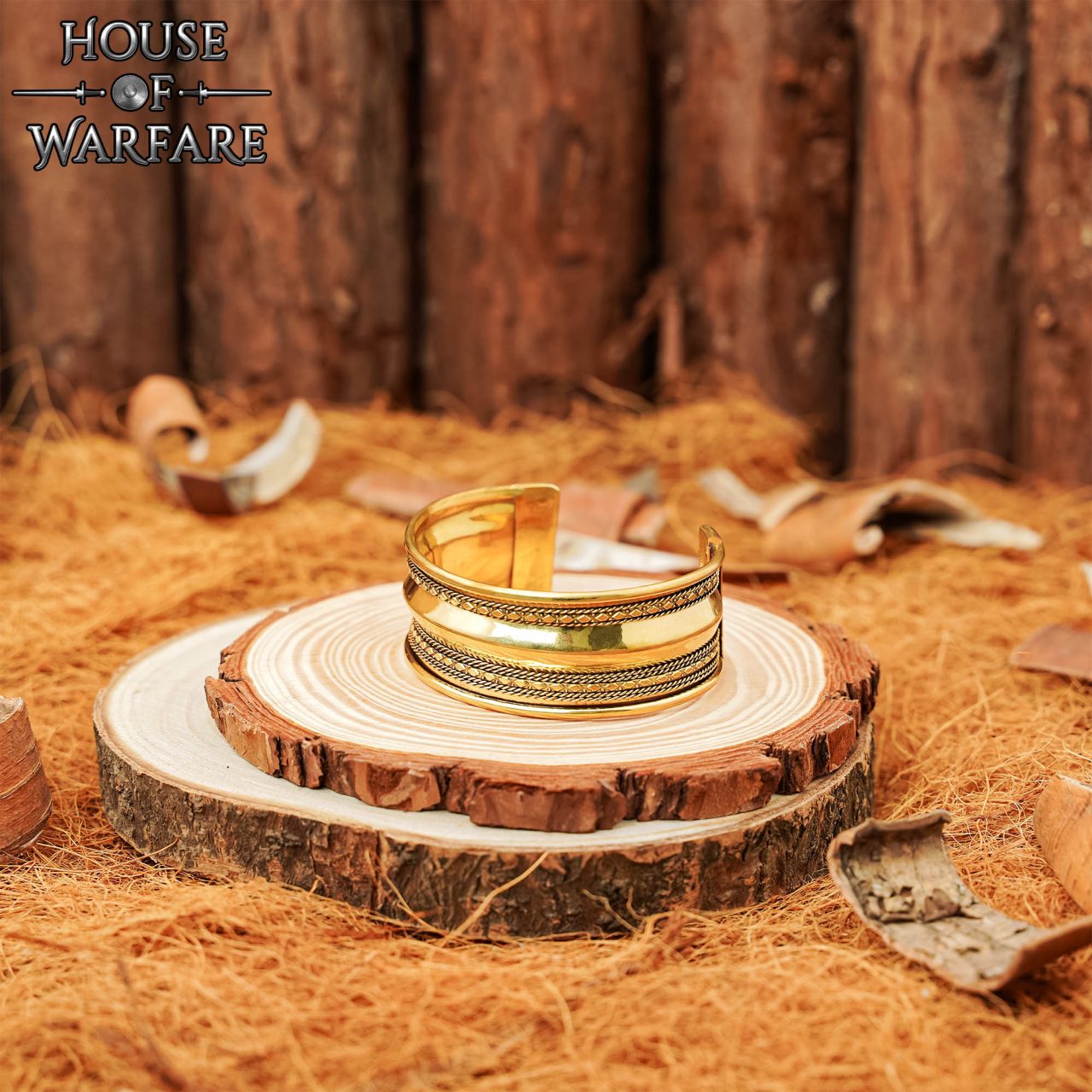 Pulsera Medieval de Latón - Brazalete Ancho Hecho a Mano con Bordes Decorativos Ornamentados - Imagen 13