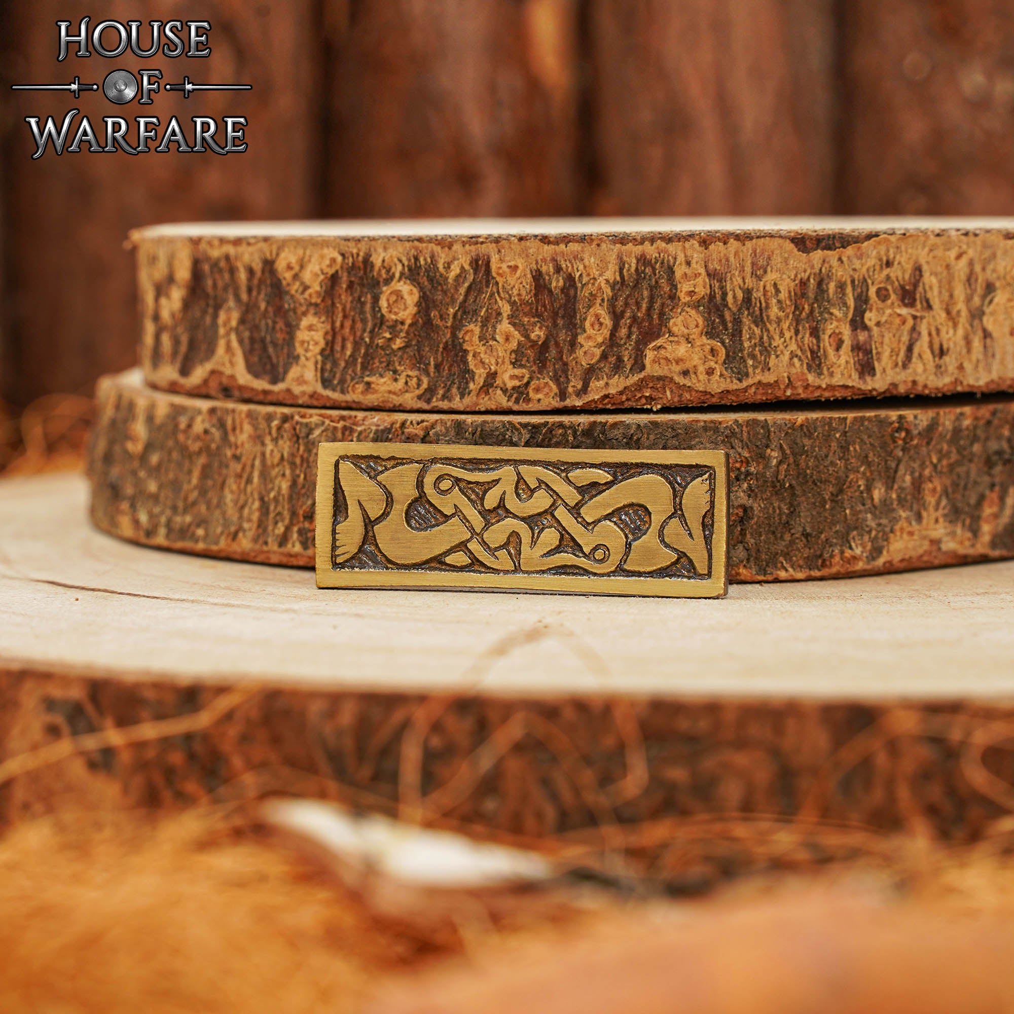 Imagen única de: Placa de Montaje de Latón Vikingo - Acabado Antiguo Decoración Nórdica para Cinturón