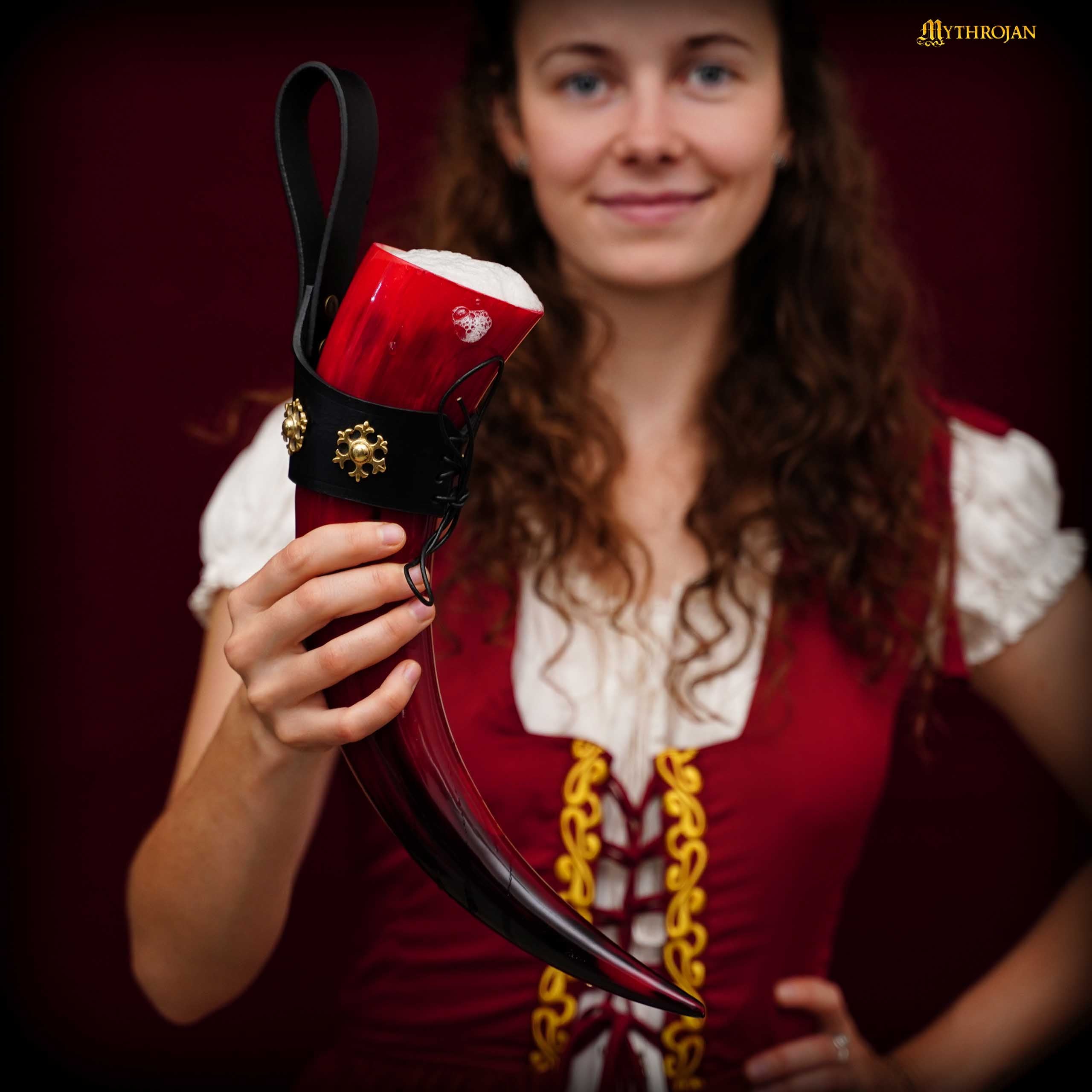 Imagen única de: Taza Medieval para Beber Hidromiel 400ml Rojo Vikingo Cuerno de Buey con Soporte de Cuero Negro Pulido