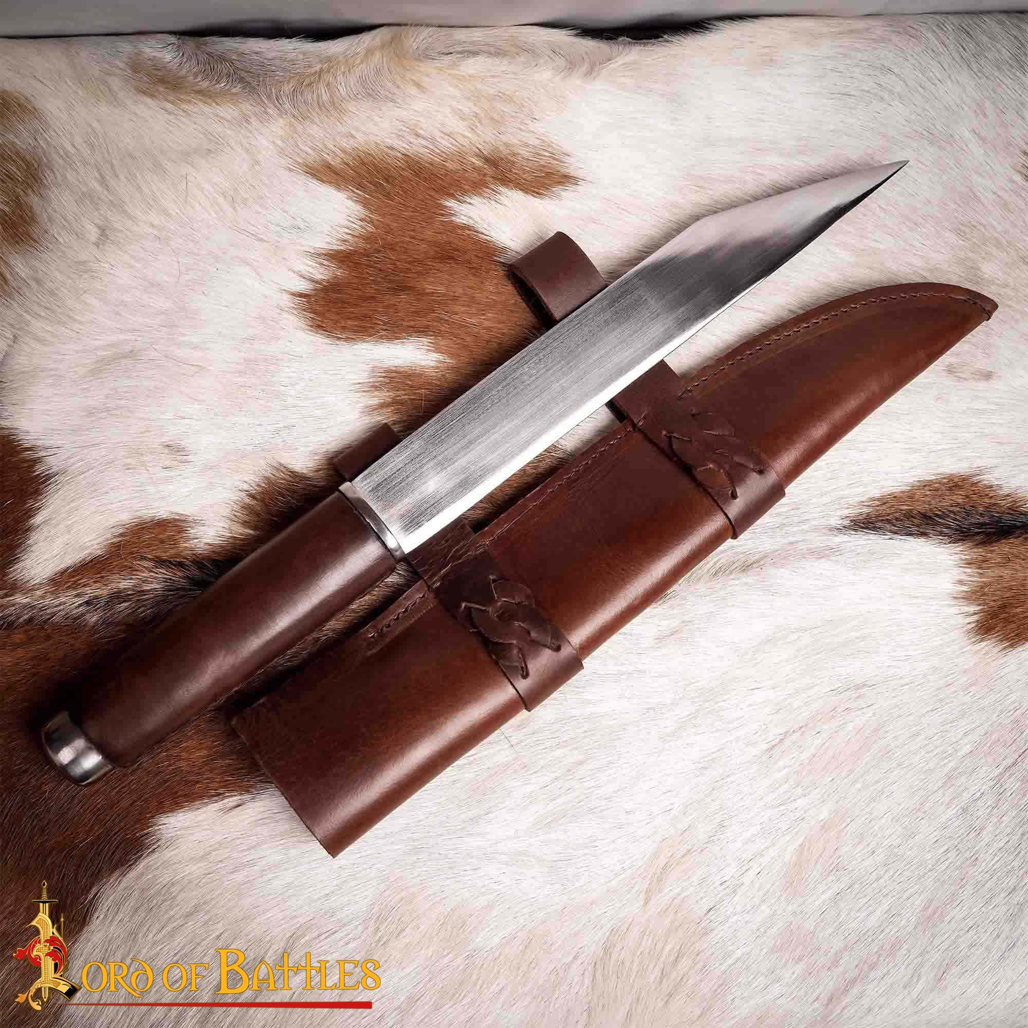 Imagen única de: Daga Medieval Seax - Hoja de Acero Al Carbono Forjada a Mano con Funda de Cuero Marrón