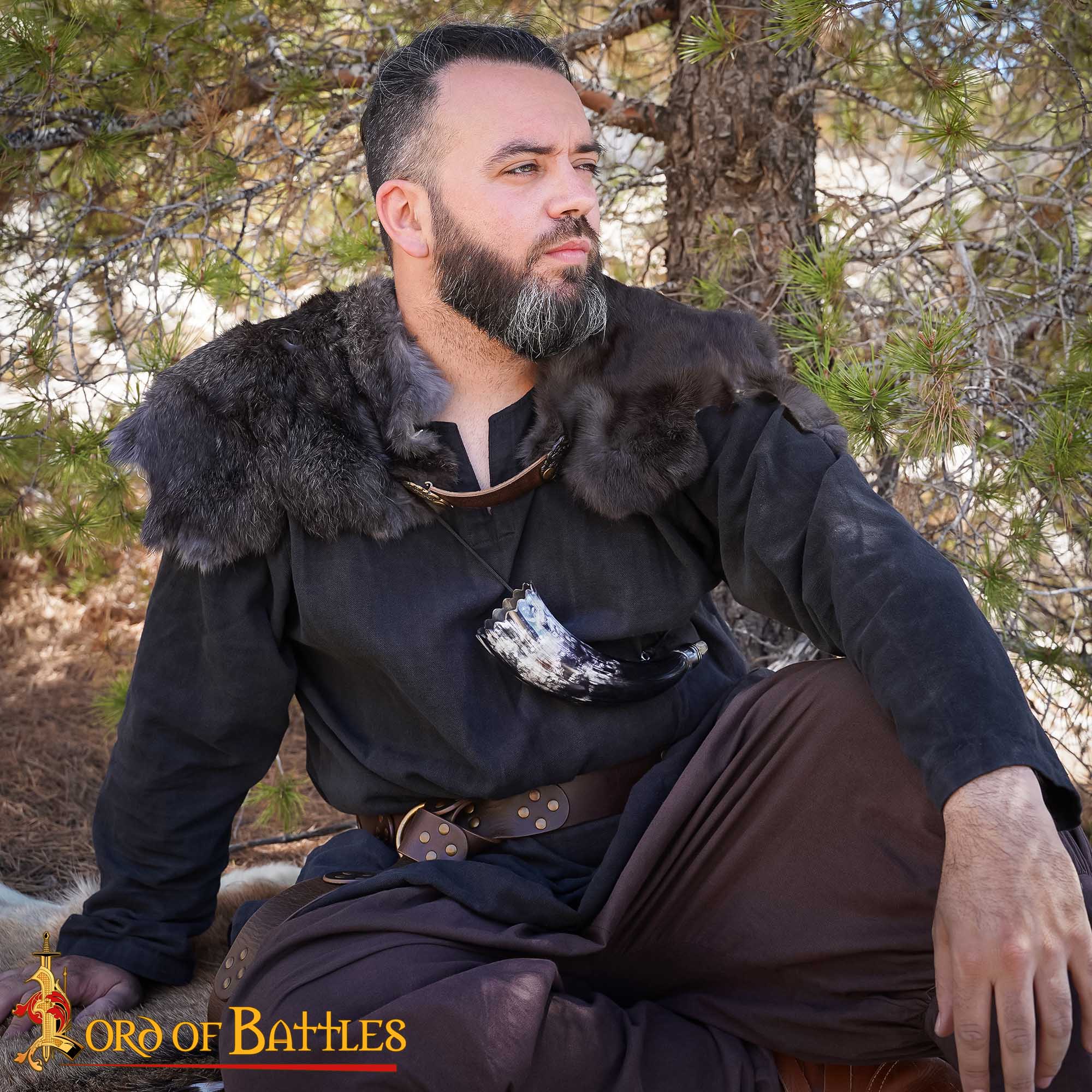 Imagen única de: Cuerno Soplador Vikingo Hecho a Mano - Cuerno de Buey Pulido para Caza y Señales con Cuerda de Transporte