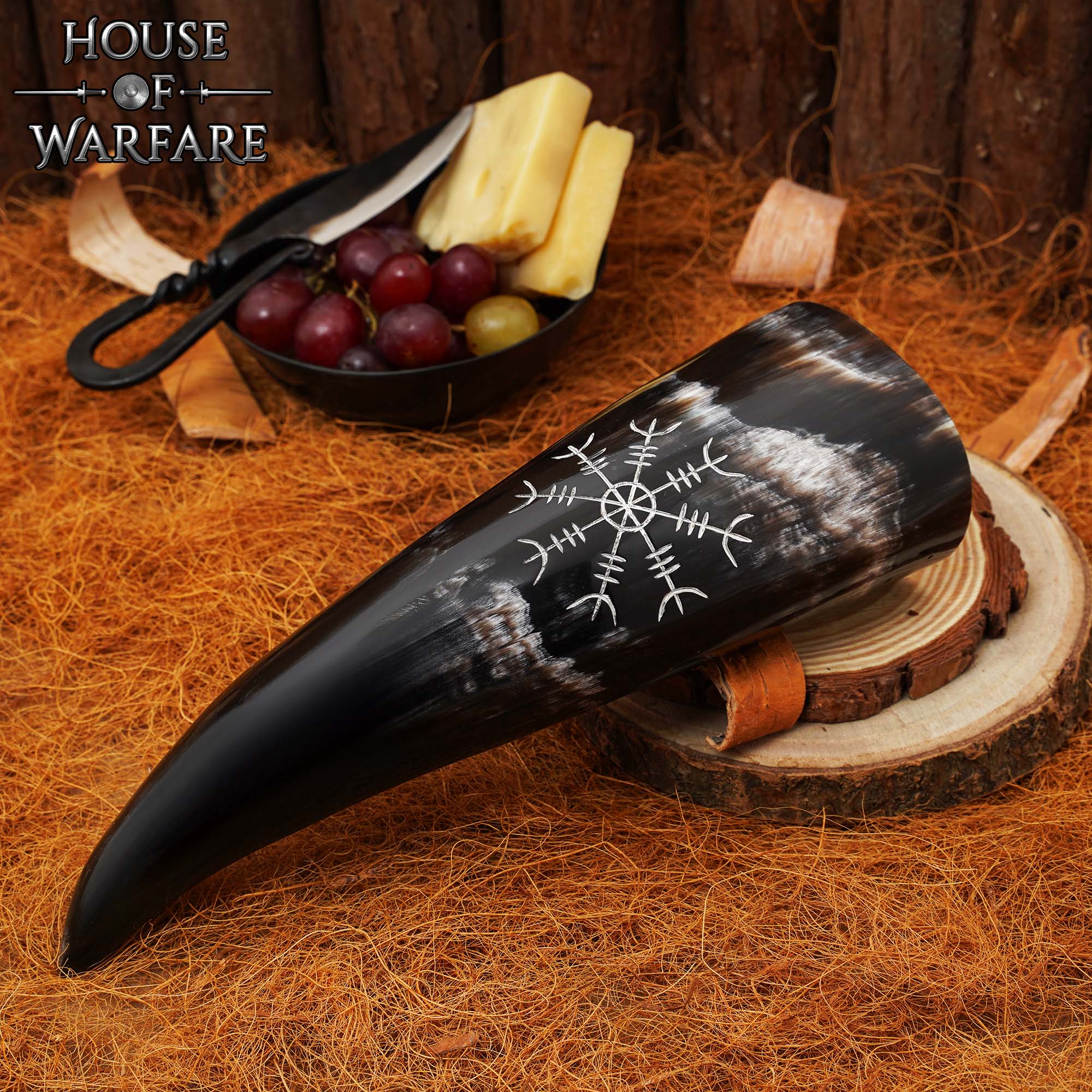 Imagen única de: Cuerno para Beber Vikingo con Diseño Helm Of Awe (200-300ml)