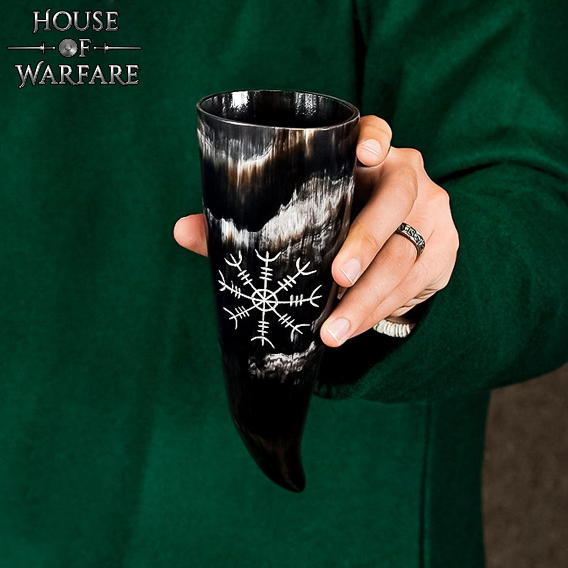 Imagen única de: Cuerno para Beber Vikingo con Diseño Helm Of Awe (200-300ml)