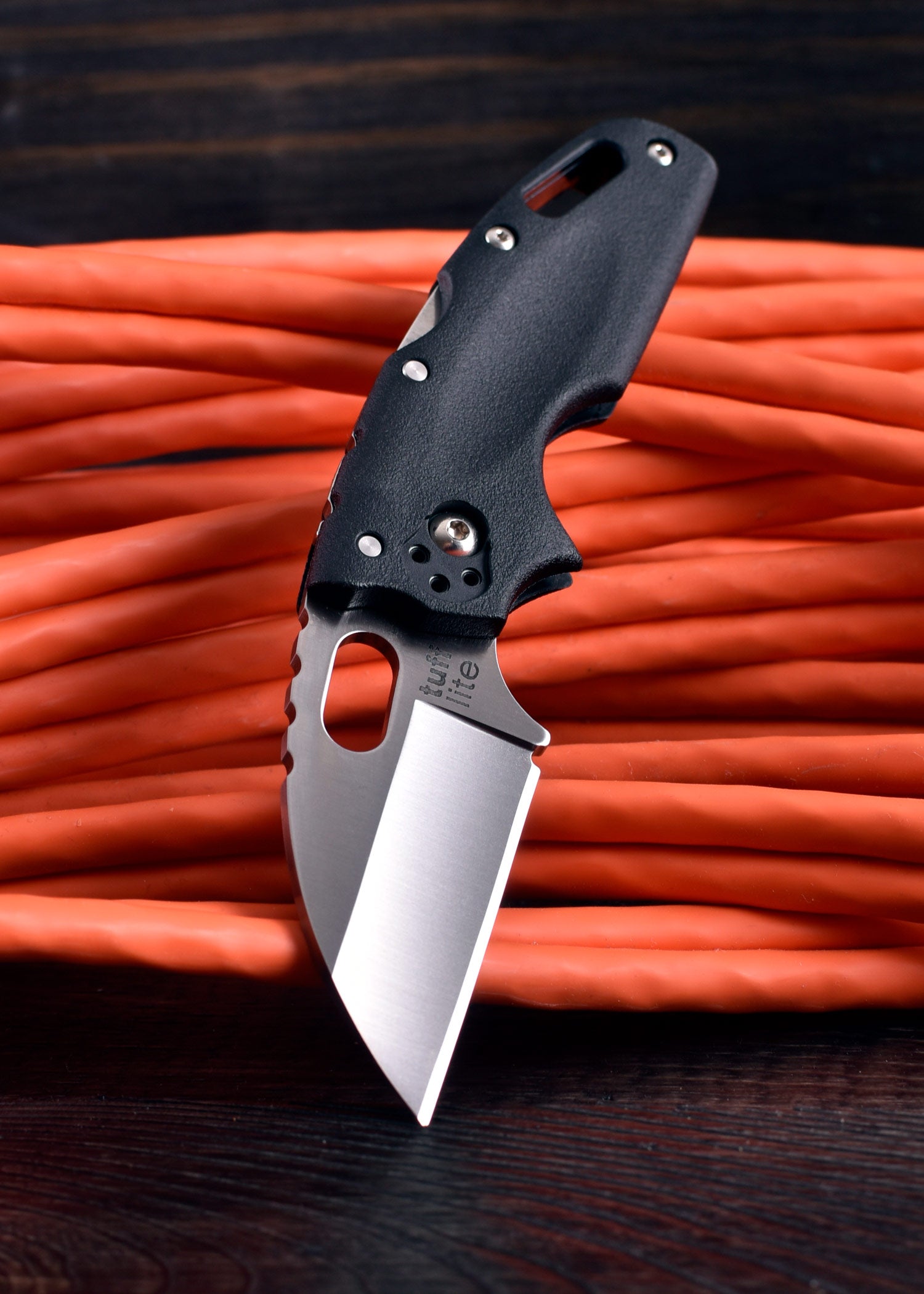 Imagen única de: Navaja De Bolsillo Tuff Lite, Filo Liso, Negra