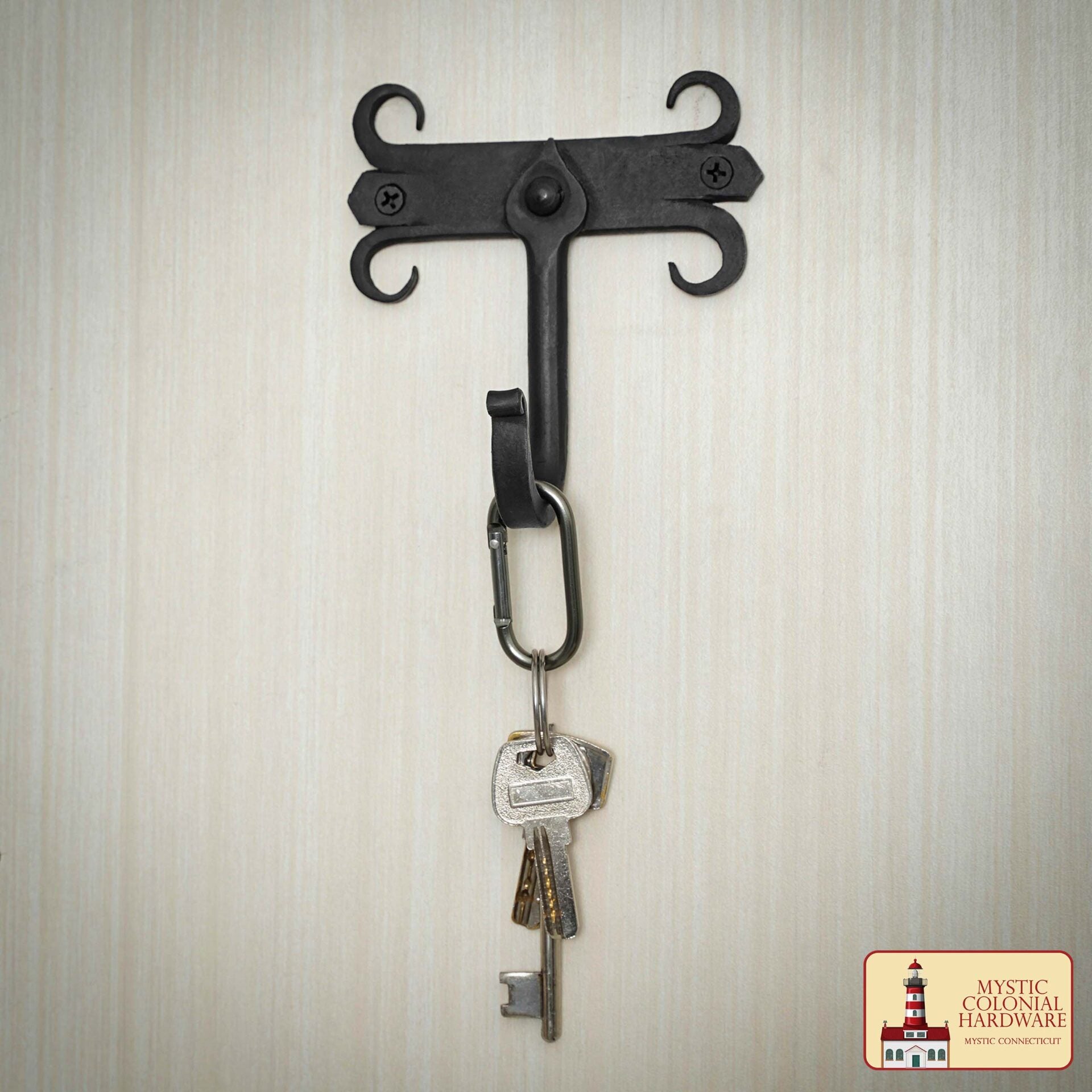Imagen única de: Ganchos de Pared de Hierro Forjado Rústico, Ganchos Utilitarios Retro Resistentes para Colgar Abrigos, Bolsos, Toallas, Batas, Sombreros y Más, Paquete de 2, Negro