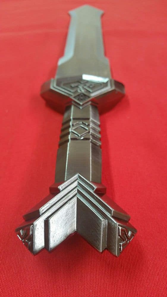 Imagen de ESPADA DE THORIN EL HOBBIT S0505 parte de nuestra colección en Espadas y más, sitio oficial. Esta imagen describe  Espada