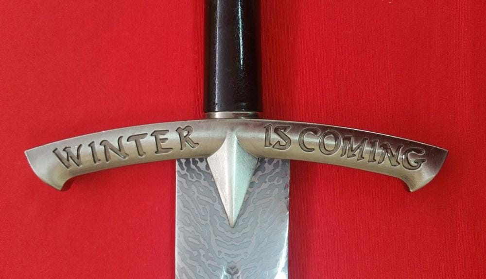 Imagen única de: Espada Hielo De Juego De Tronos Versión Libros Con Vaina De Piel 15565