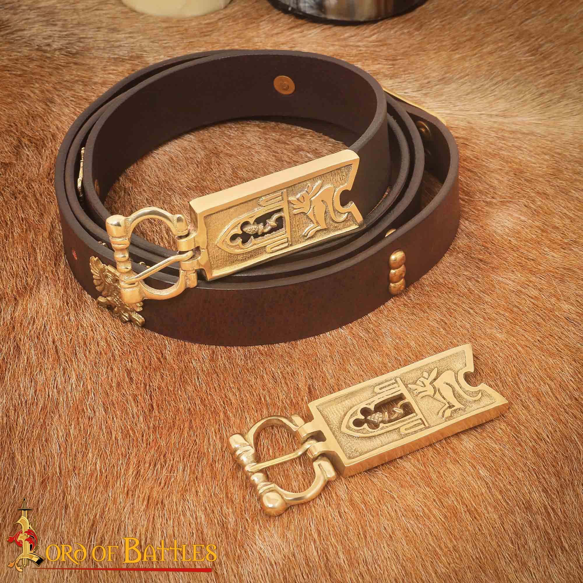 Hebilla Medieval de Latón con Cardo Cerrado - Accesorio para Cinturón Macizo - Imagen 6