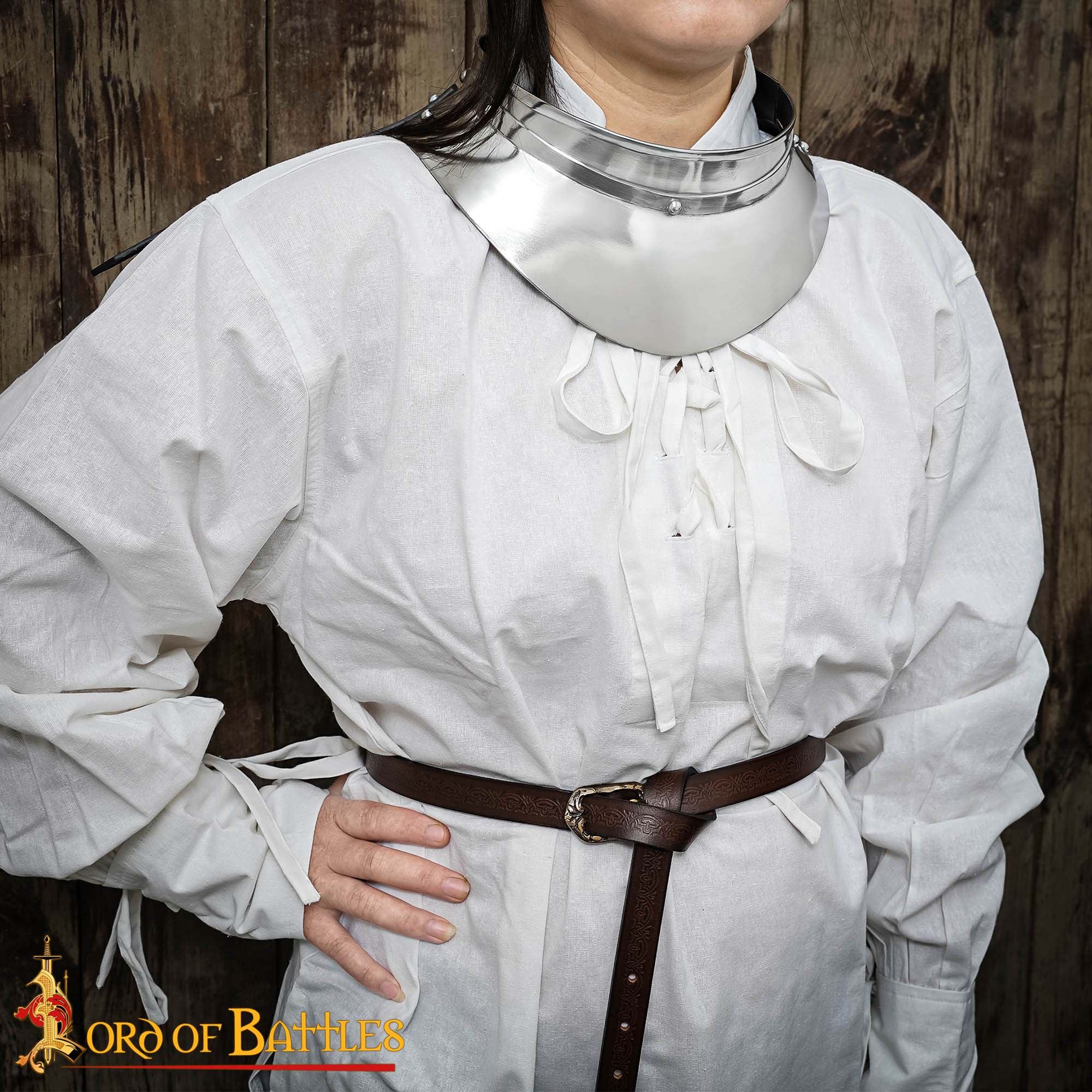 Imagen única de: Renaissance Lady Conquistador Gorget Pequeño de Acero Calibre 16