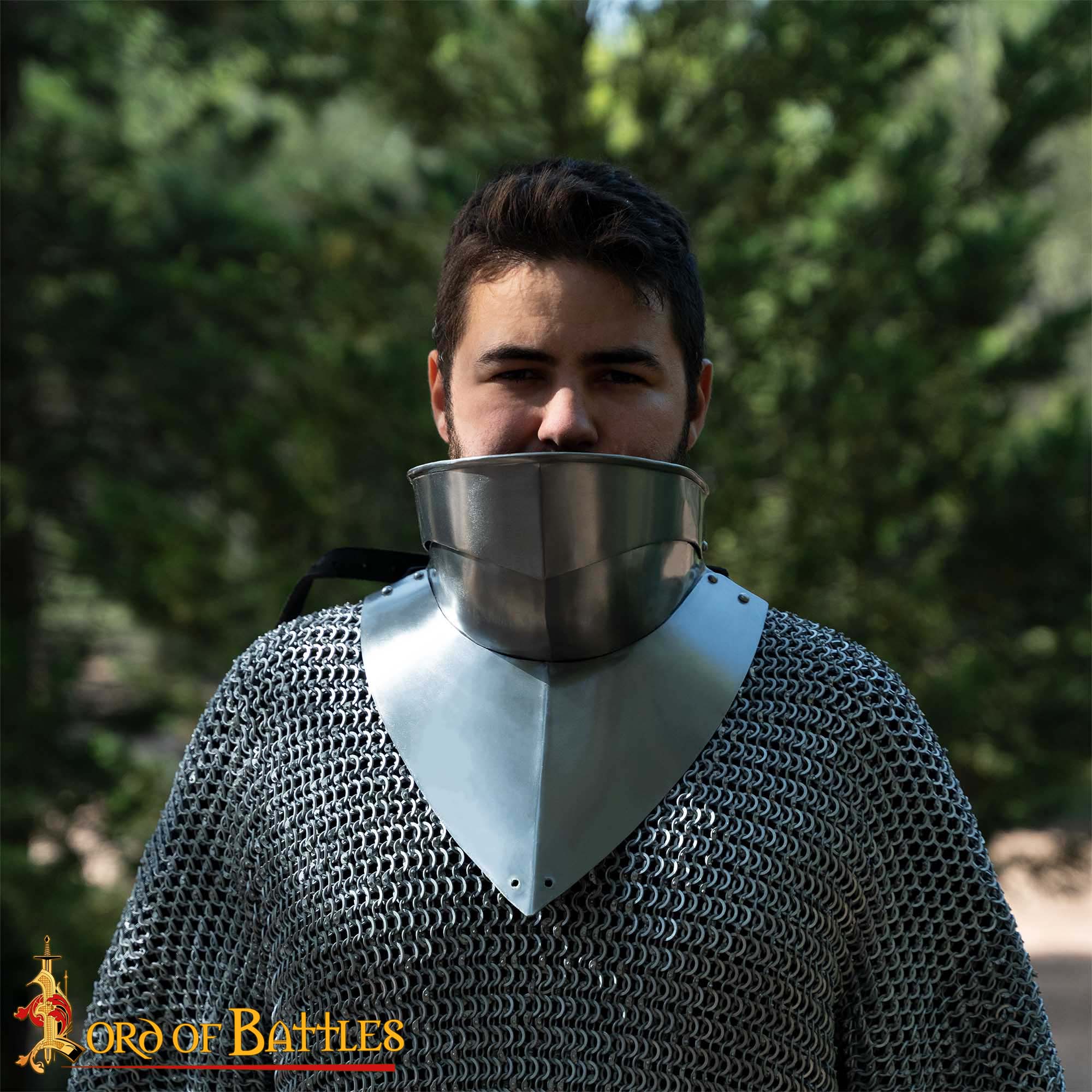 Imagen única de: Gorget Medieval del Siglo Xv con Bevor Calibre 16