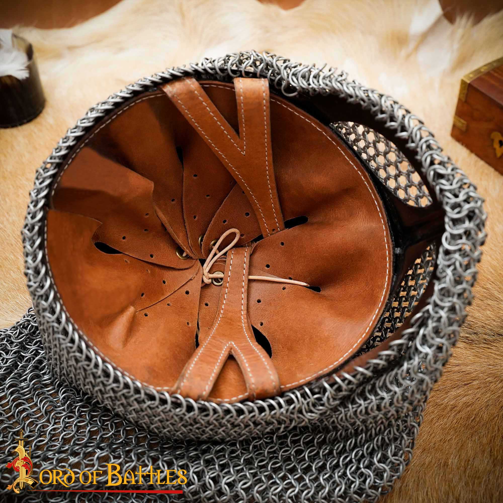 Imagen única de: Casco de Gafas Vikingo con Coraza de Cota de Malla de 16 Calibre
