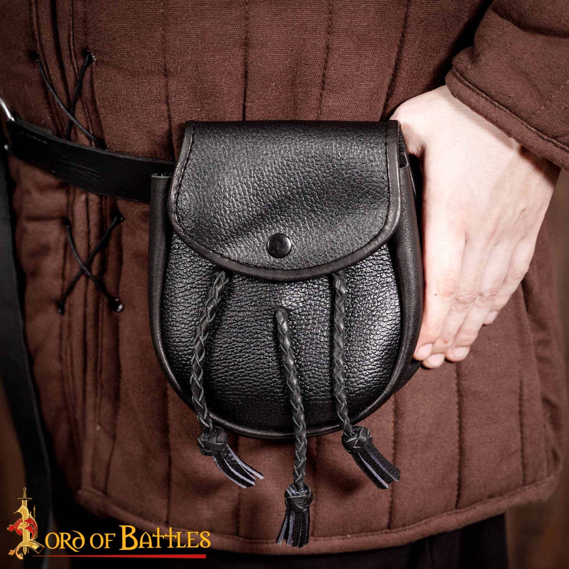 Imagen única de: Sporran Medieval con Borlas Trenzadas Hecho a Mano de Cuero Genuino