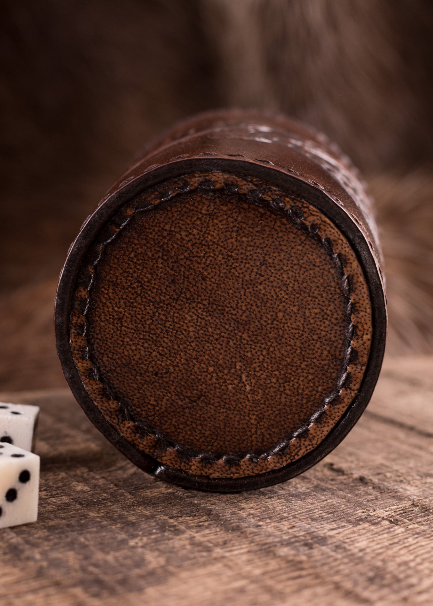 Imagen única de: Cubitera De Cuero Con Motivo De Dragón En Relieve, Estilo Gelatina, Marrón Oscuro