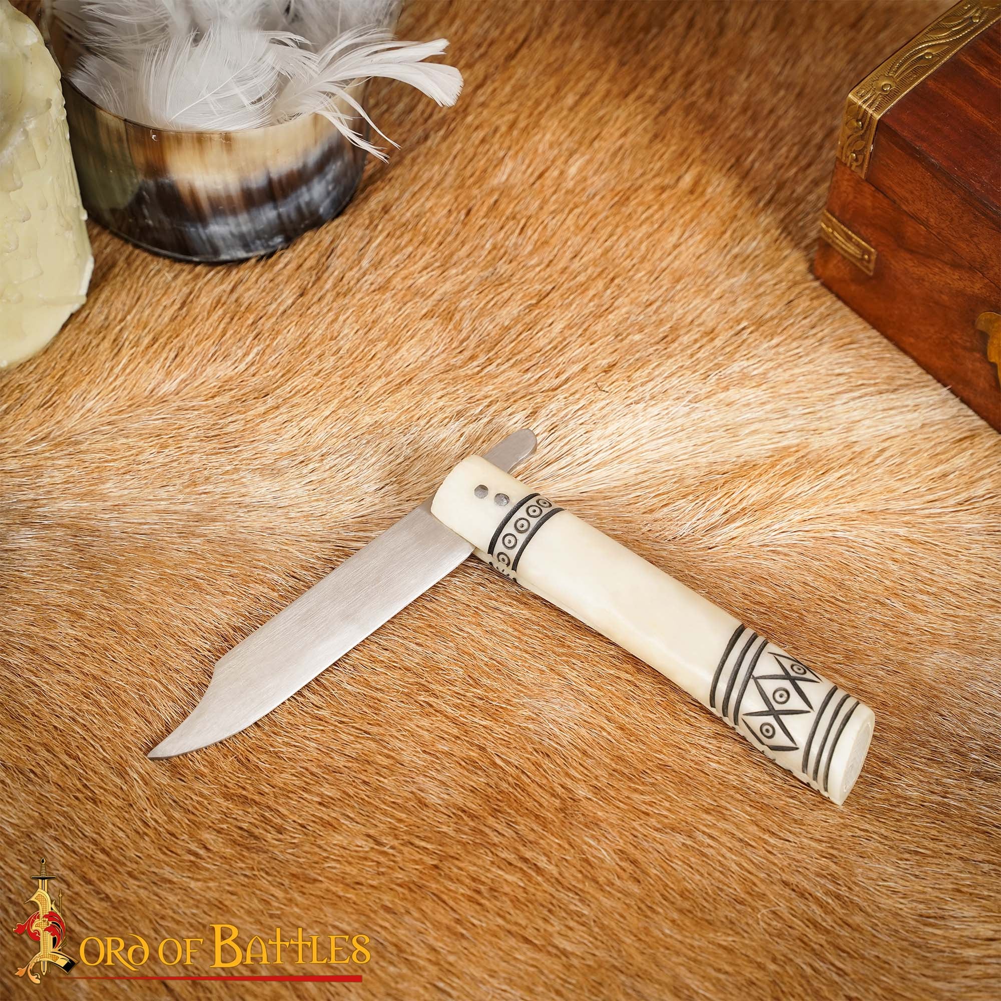 Imagen única de: Cuchillo Plegable Forjado a Mano con Mango de Hueso - Hoja de Acero Inoxidable Pulido de 20 Cm