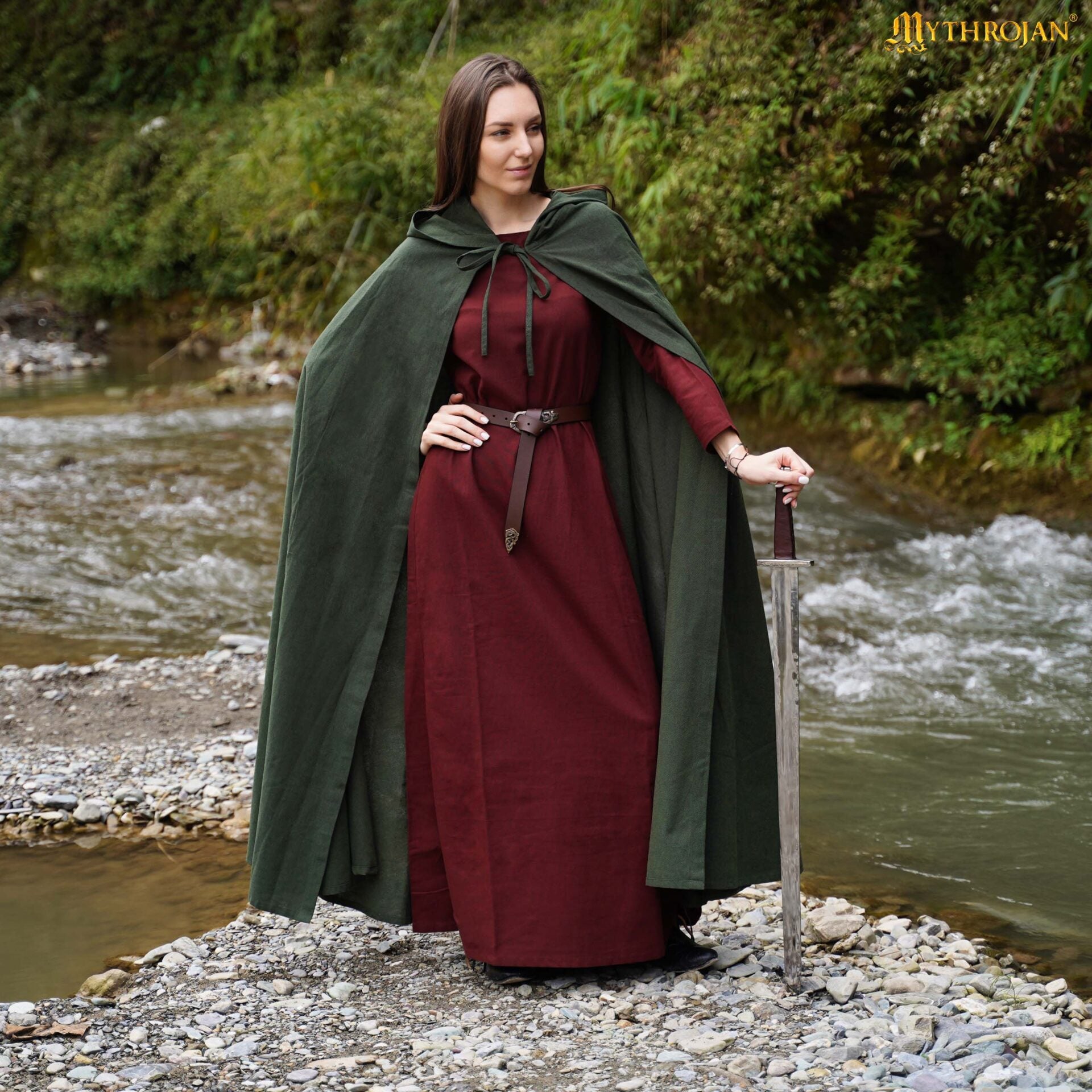 Imagen única de: La Capa Vikinga Thorvald: Practicidad y Estilo para Cada Estación
