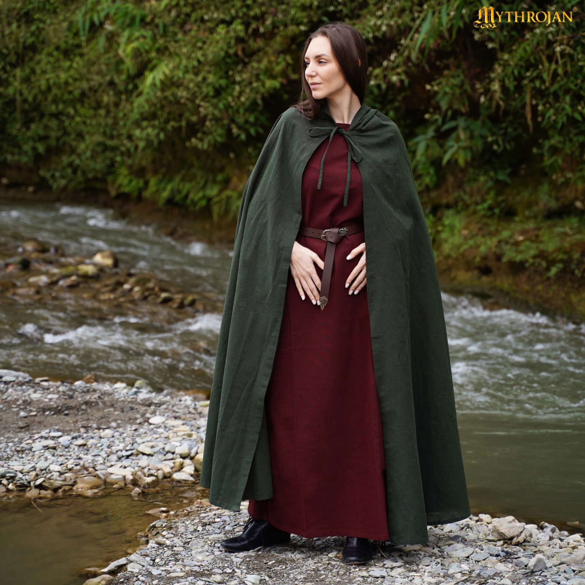 Imagen única de: La Capa Vikinga Thorvald: Practicidad y Estilo para Cada Estación