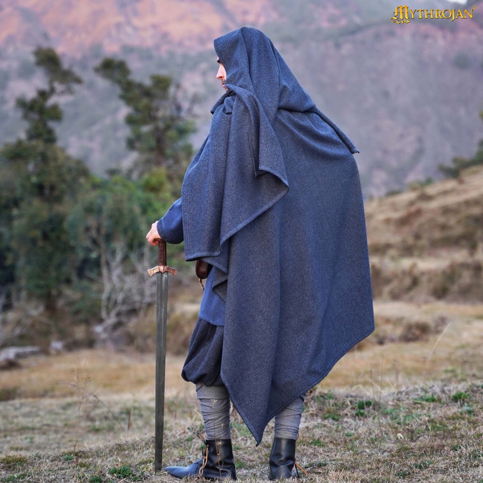 Imagen única de: Capa Vikinga Alaric: Estilo Audaz y Calidez Práctica en Un Diseño Histórico