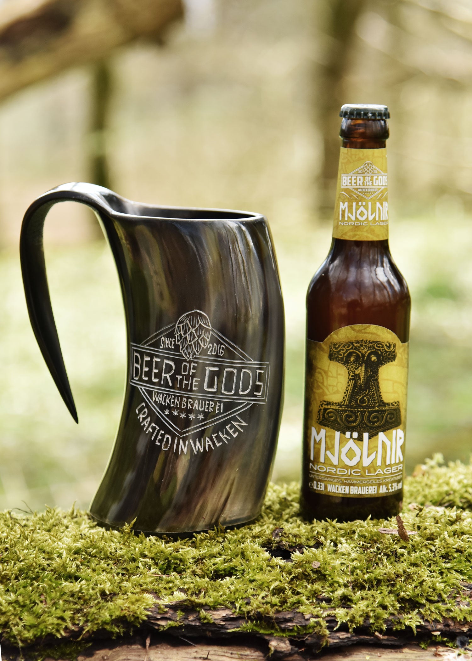 Imagen única de: Jarra De Cerveza Hecha De Cuerno - Cerveza De Los Dioses, Cervecería Wacken