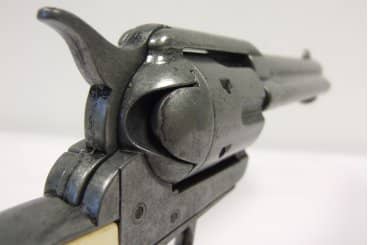 Imagen única de: Revólver Peacemaker Cal.45 5½", 1150 Réplica No Funcional