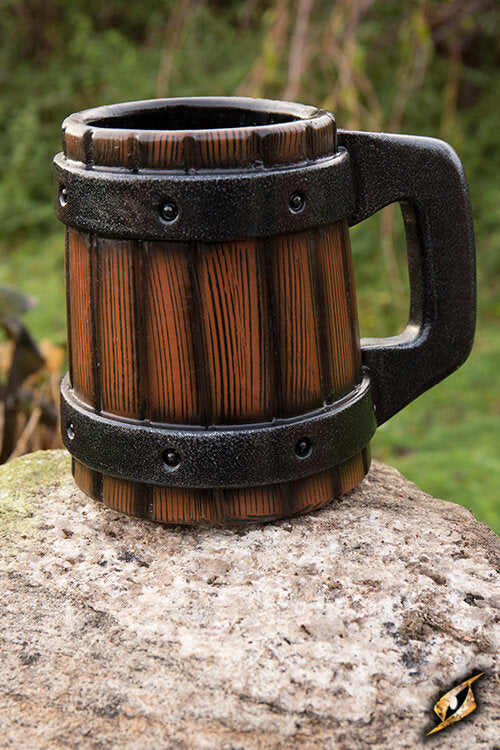 Imagen única de: Jarra De Cerveza Con Bandas De Metal.
