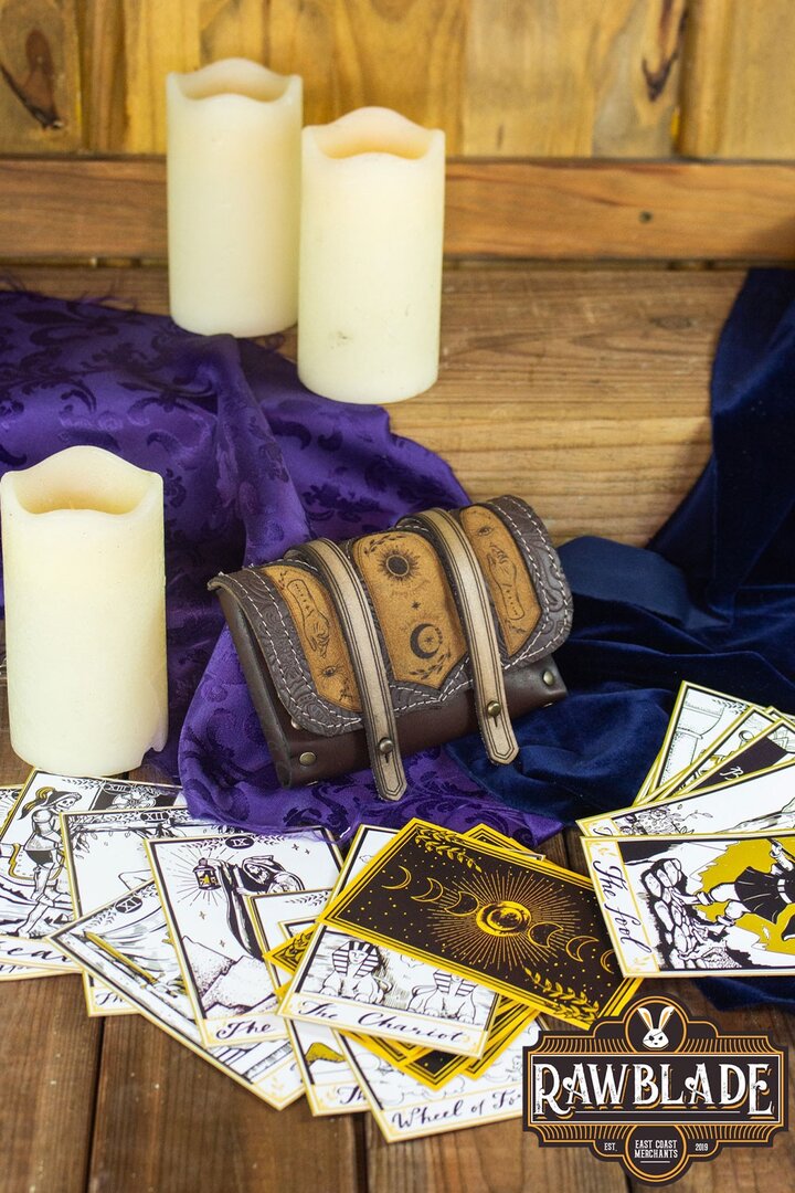 Imagen única de: Bolsa Y Mazo De Tarot De Encantamiento