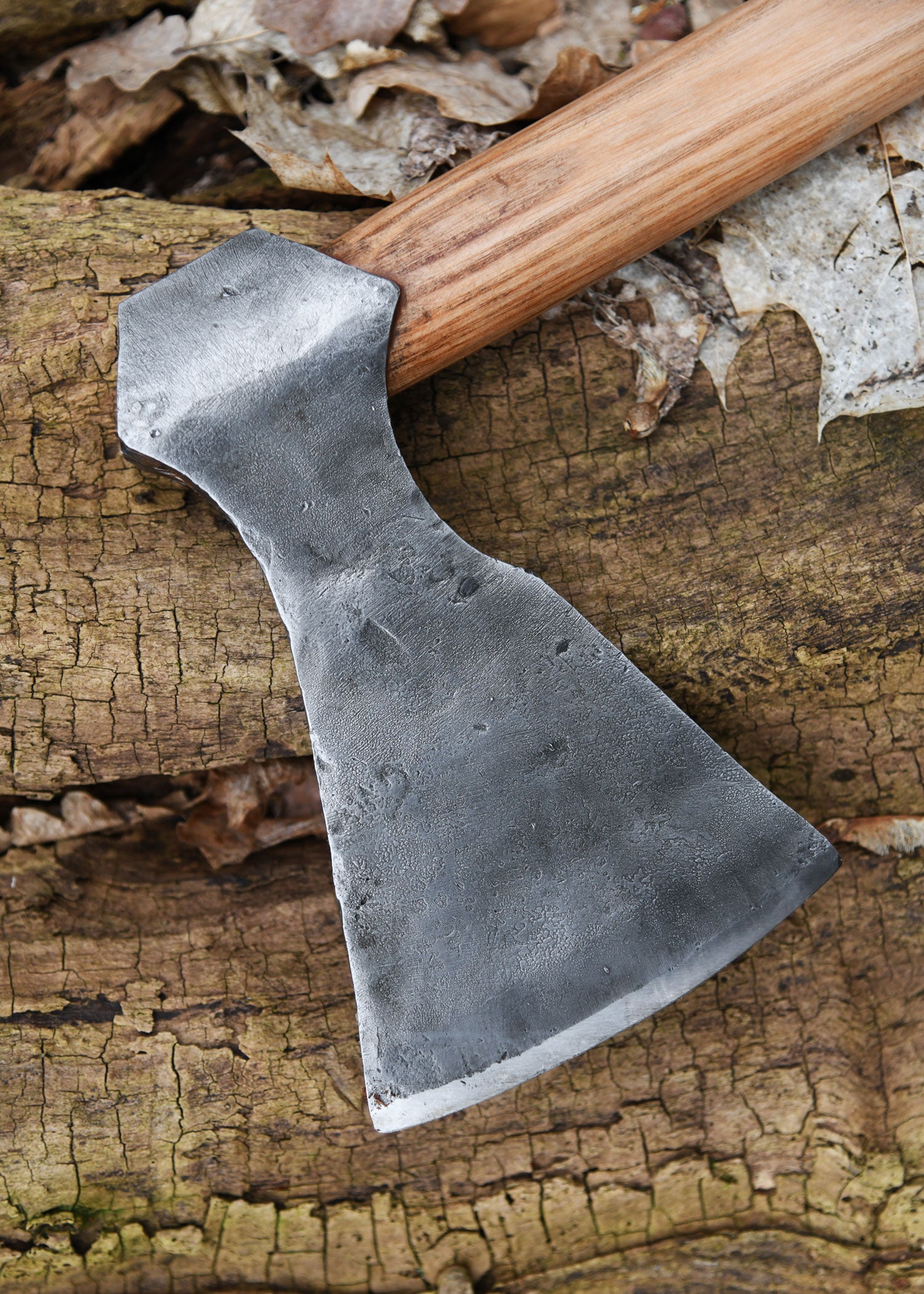 Imagen única de: Hacha Vikinga De Acero, Forjada A Mano, Tipo F