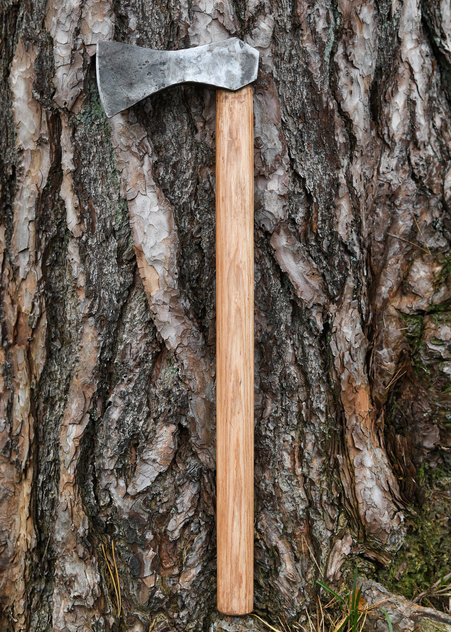 Imagen única de: Hacha Vikinga De Acero, Forjada A Mano, Tipo K