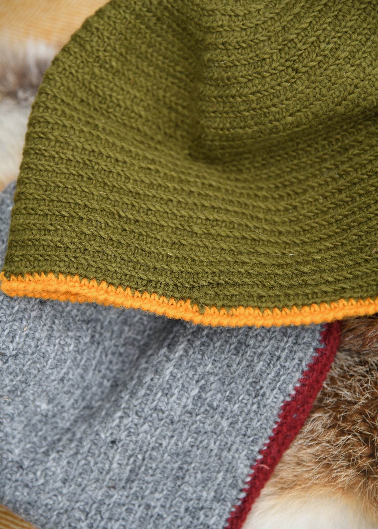 Imagen única de: Gorro De Lana Tejido A Ganchillo, Gris Burdeos