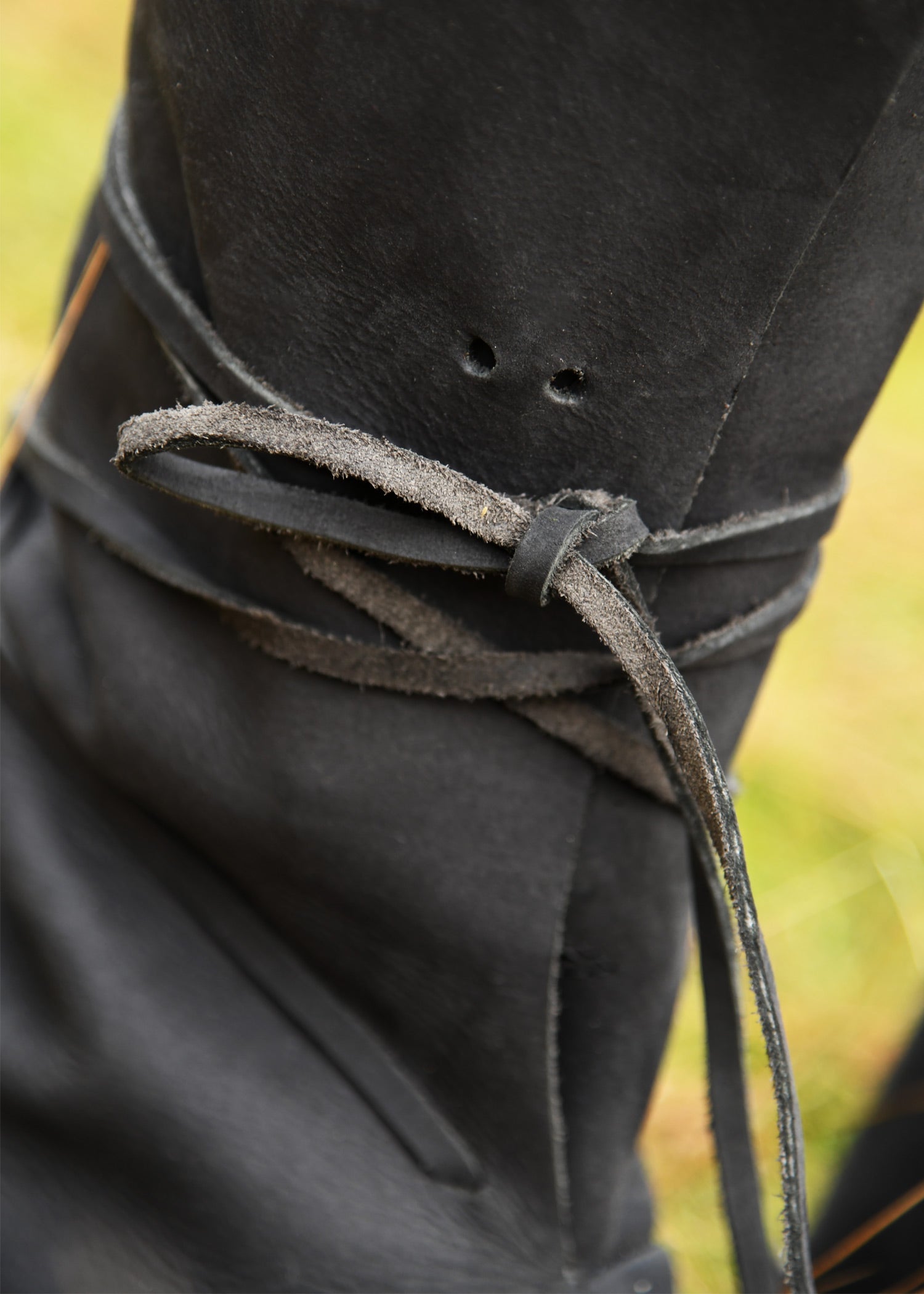 Imagen única de: Botas Vikingas Con Cordones, Negro