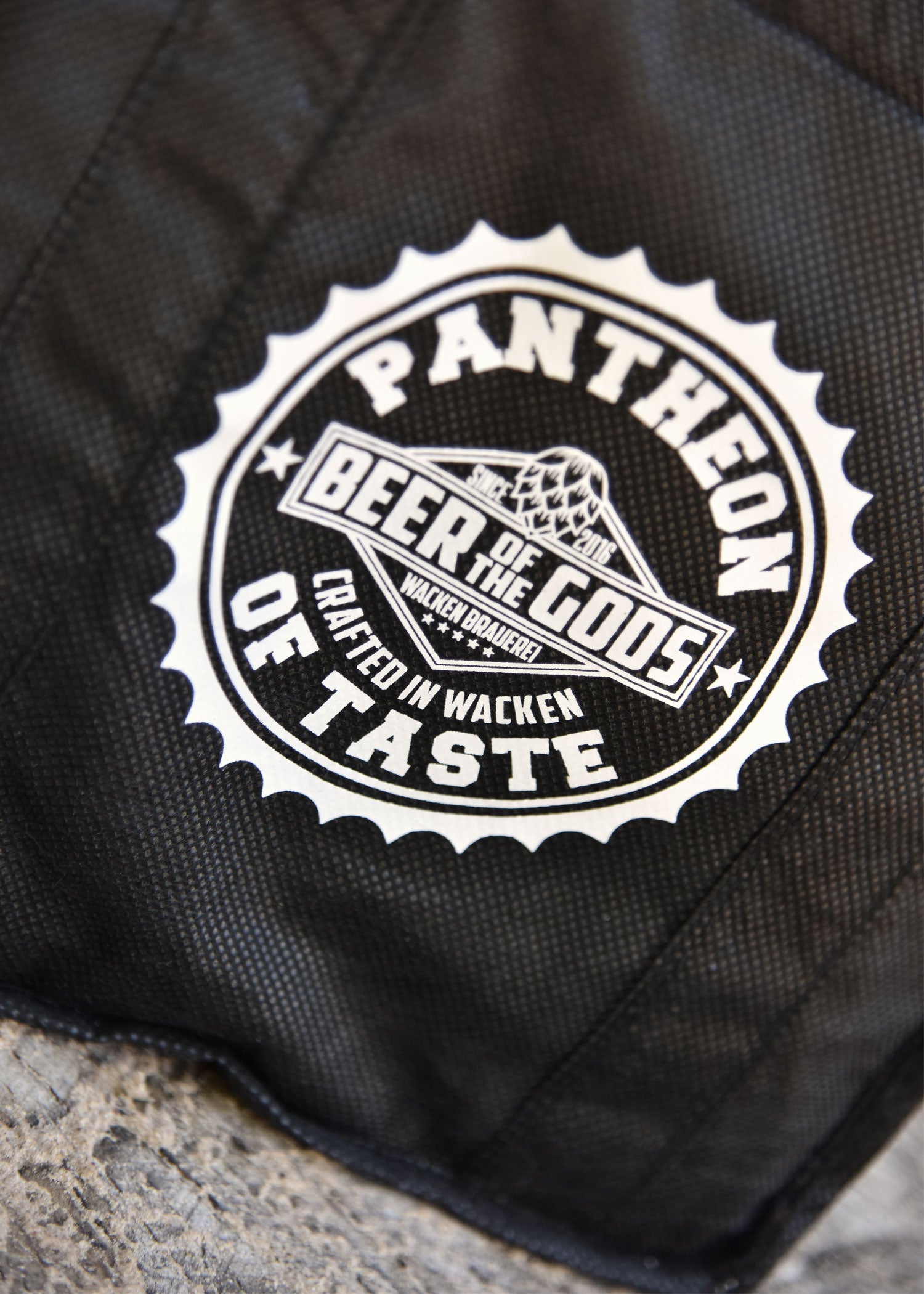 Imagen única de: Viking Handbag - Bolsa De Cerveza Para 8 Botellas De 0,33 L - Wacken Brewery